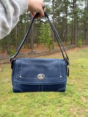 Coach Navy Blue Pebbled Leather Shoulder Bag with Turn-Lock